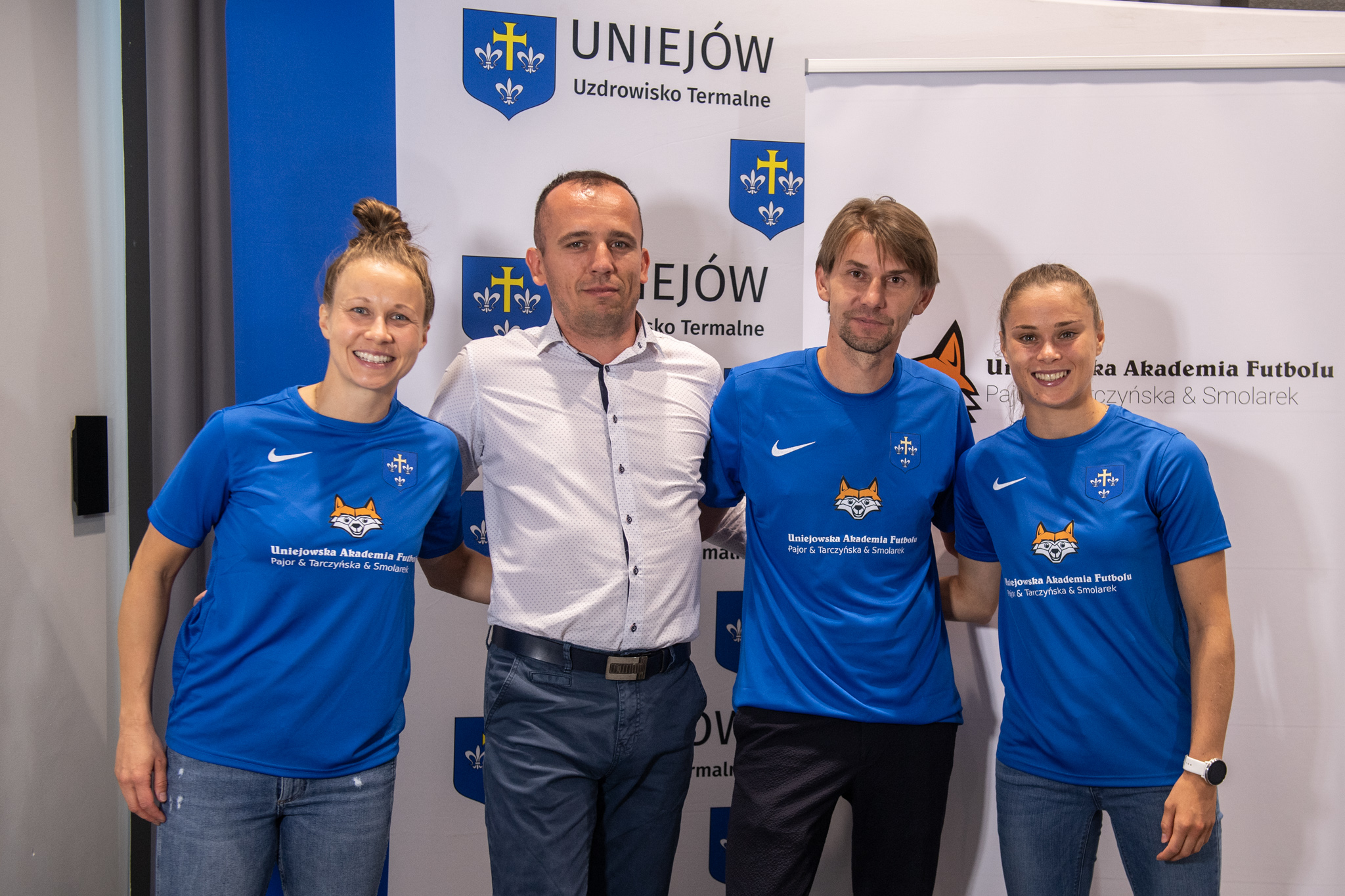 JW Promotion - Agencja marketingu sportowego współpracuje z Uniejowską Akademią Futbolu, której ambasadorami są Smolarek, Pajor i Tarczyńska